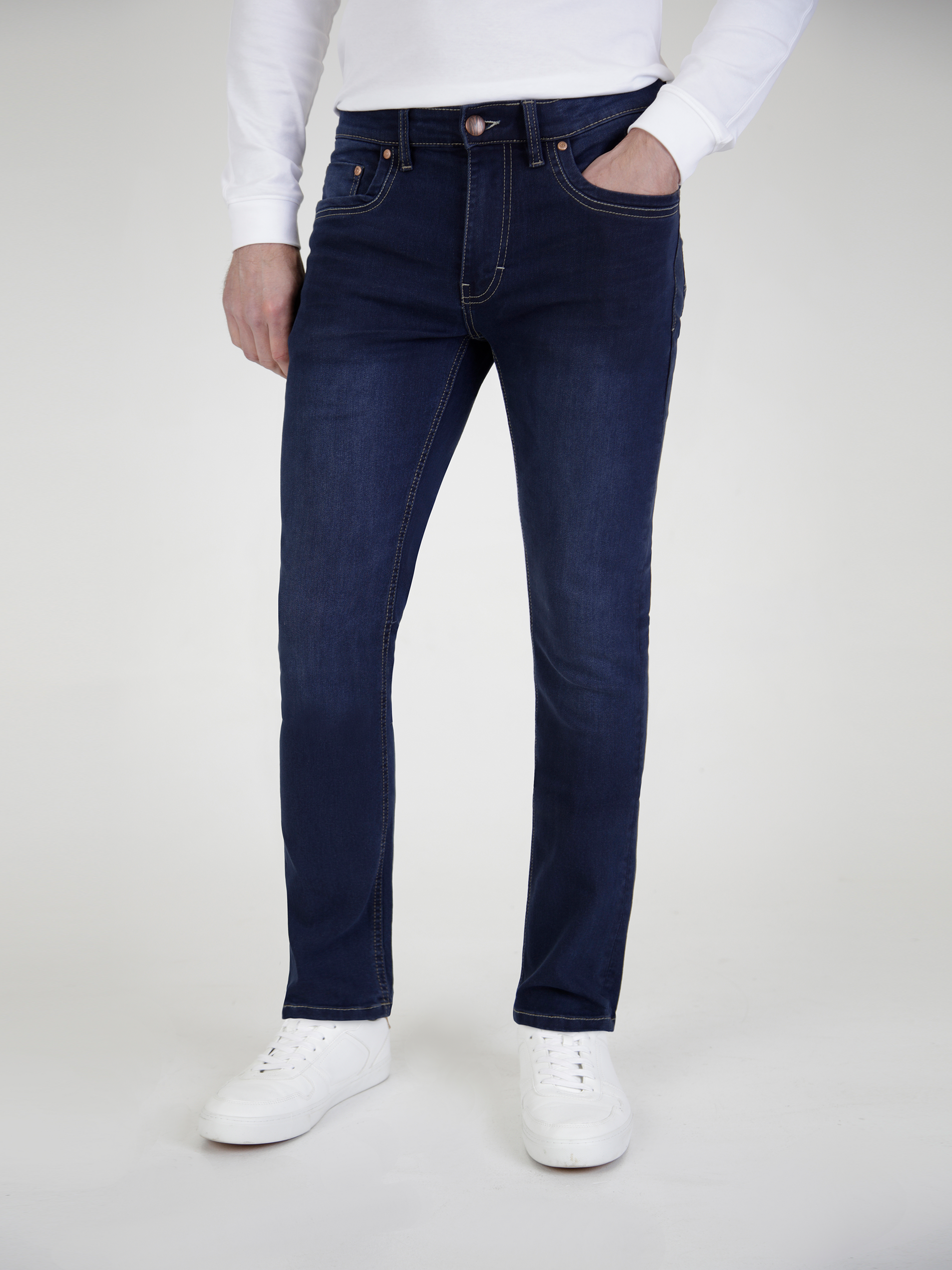 Straight Fit Mid Stretch Alento Navy Jeans