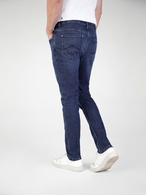 dark denim mens jean tapered fit